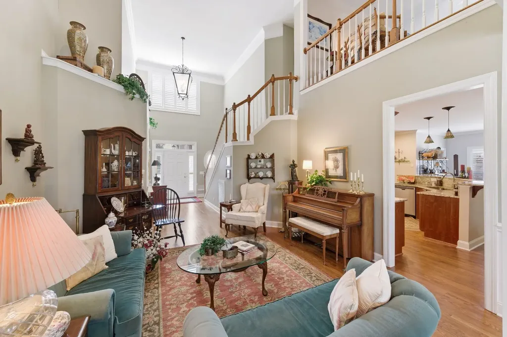 5212 Ravens Glen Nashville TN 37211