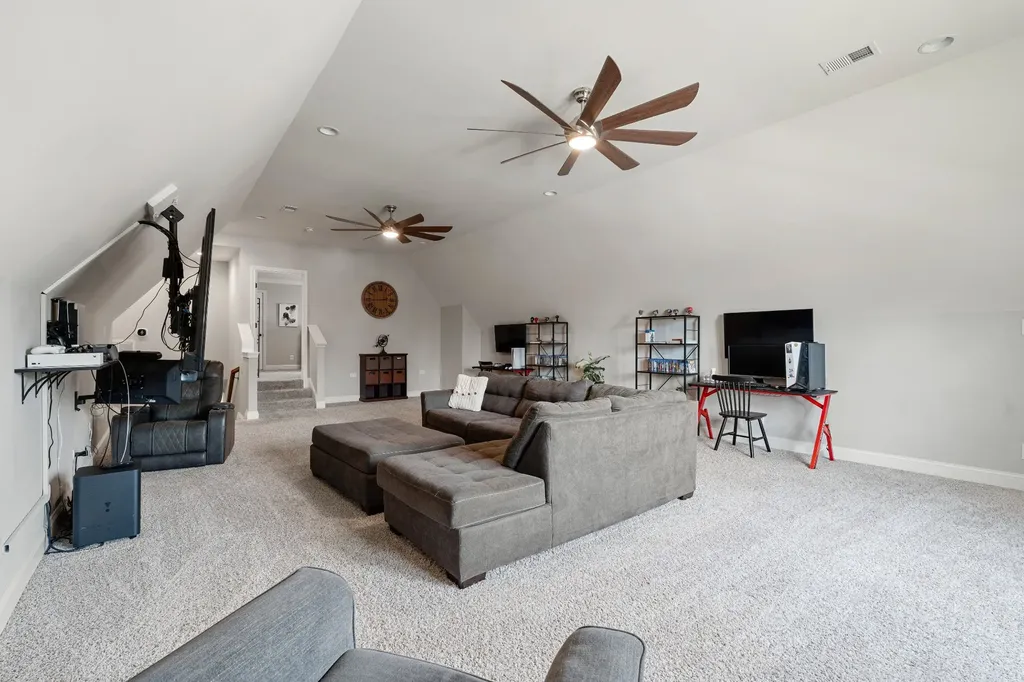 2726 Cherrydale Drive Lebanon TN 37087