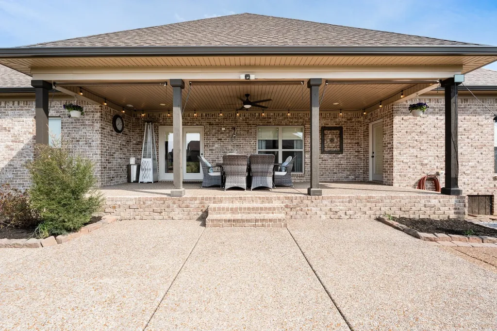 2726 Cherrydale Drive Lebanon TN 37087