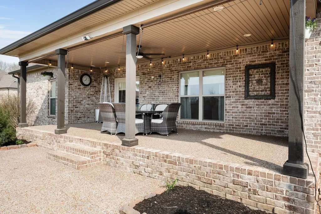 2726 Cherrydale Drive Lebanon TN 37087