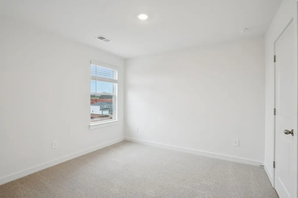 830 Bird Bluff Clarksville TN 37043