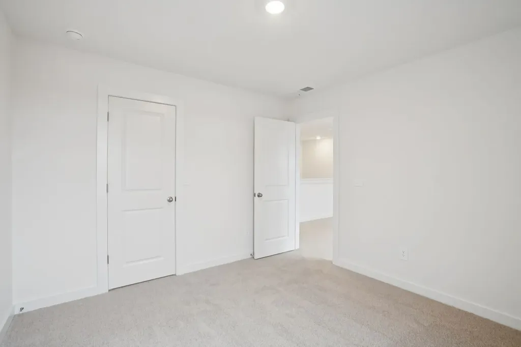 830 Bird Bluff Clarksville TN 37043