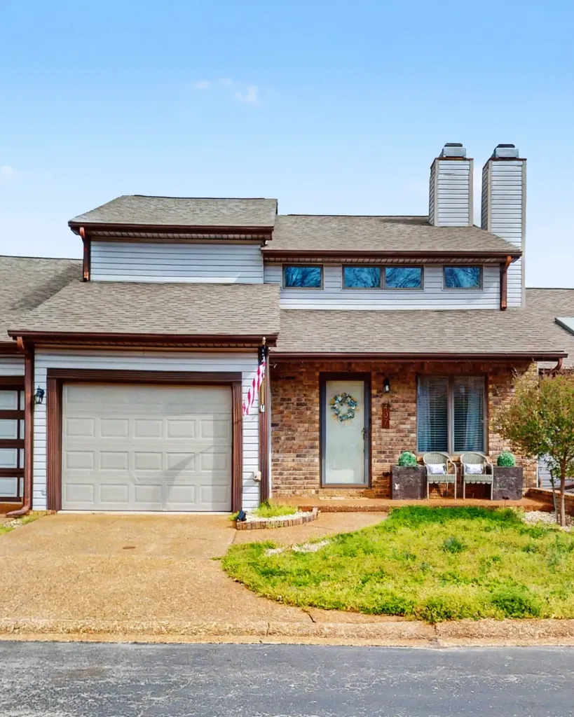 407 Country Club Court Clarksville TN 37043