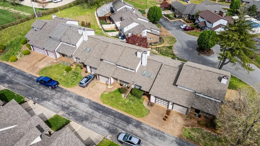 407 Country Club Court Clarksville TN 37043
