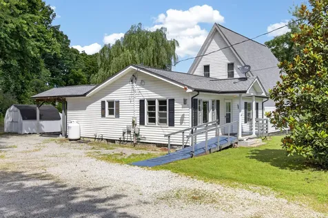 314 Smyrna Road Byrdstown TN 38549