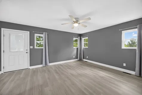 314 Smyrna Road Byrdstown TN 38549