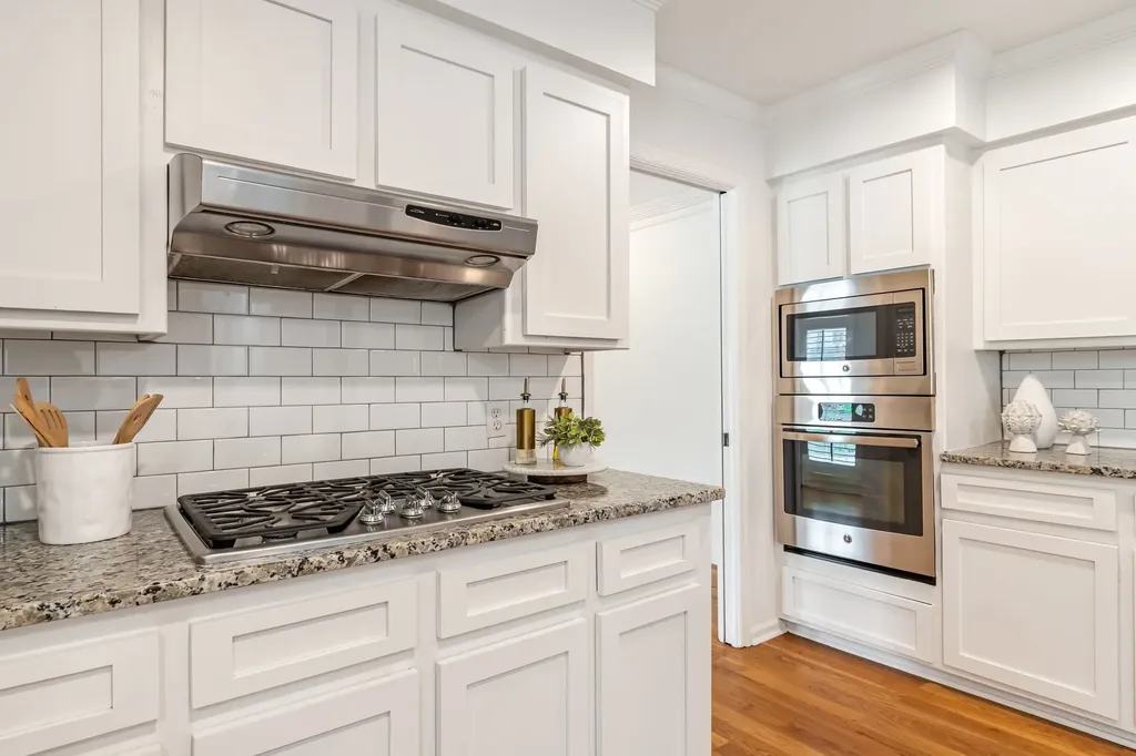 2203 Oakwood Court Franklin TN 37064