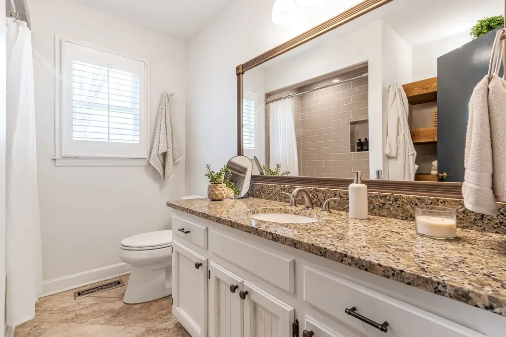 2203 Oakwood Court Franklin TN 37064