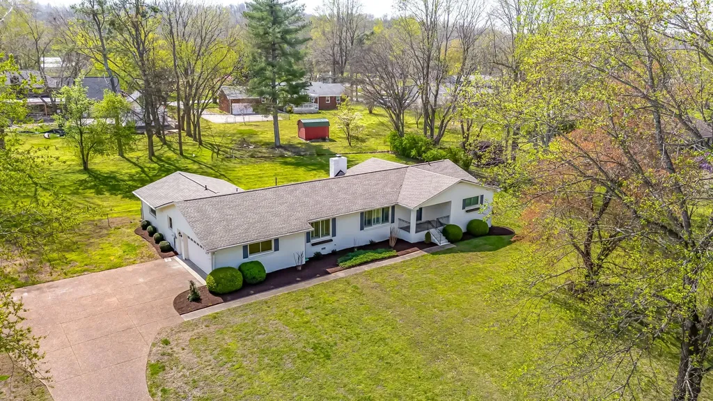 2203 Oakwood Court Franklin TN 37064