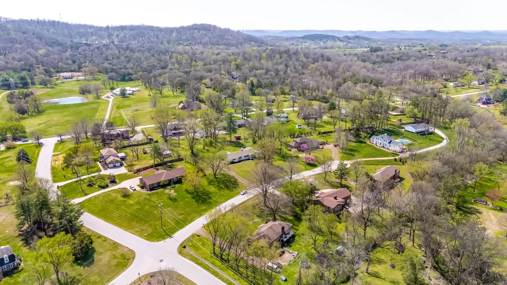 2203 Oakwood Court Franklin TN 37064