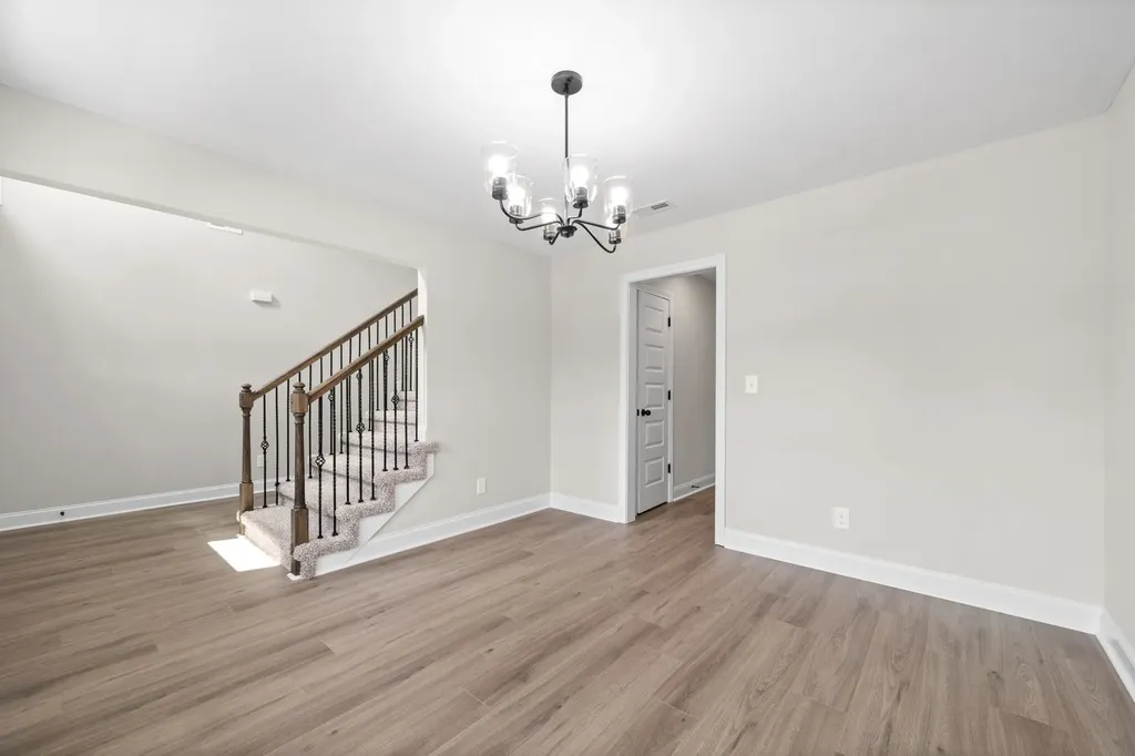 95 Sycamore Hill Clarksville TN 37042