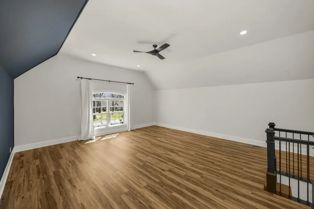 5904 Old Harding Pike Nashville TN 37205