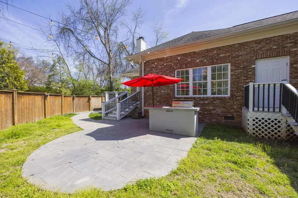 5904 Old Harding Pike Nashville TN 37205
