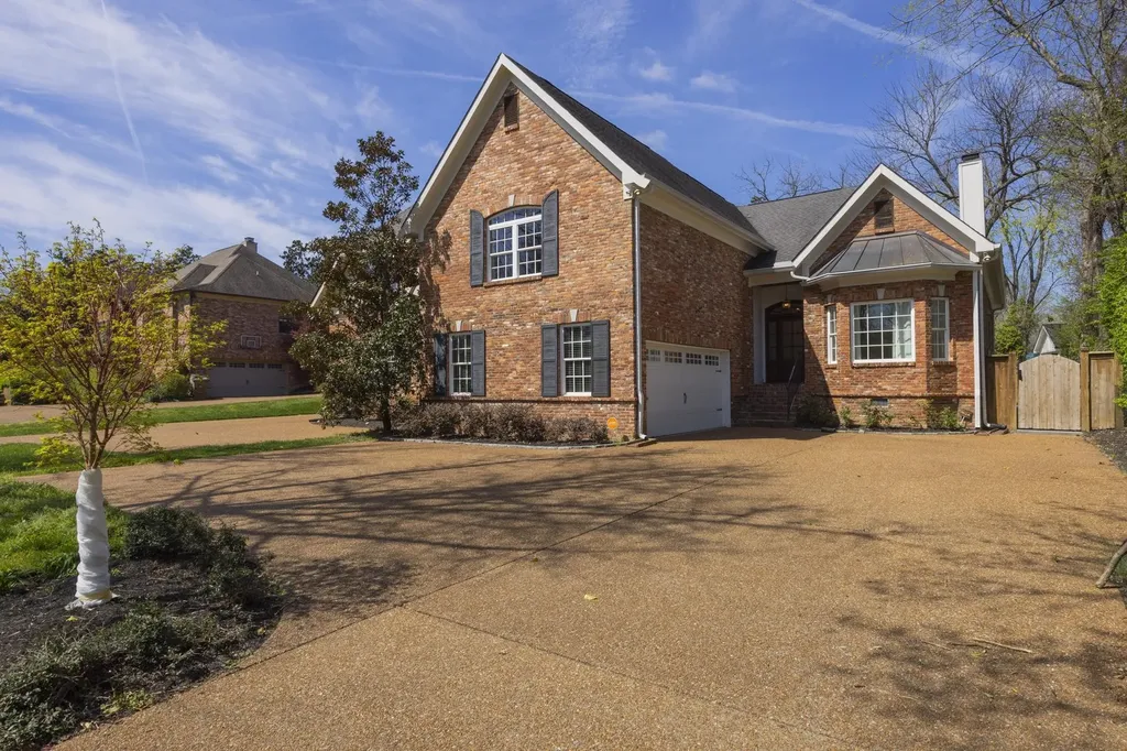 5904 Old Harding Pike Nashville TN 37205