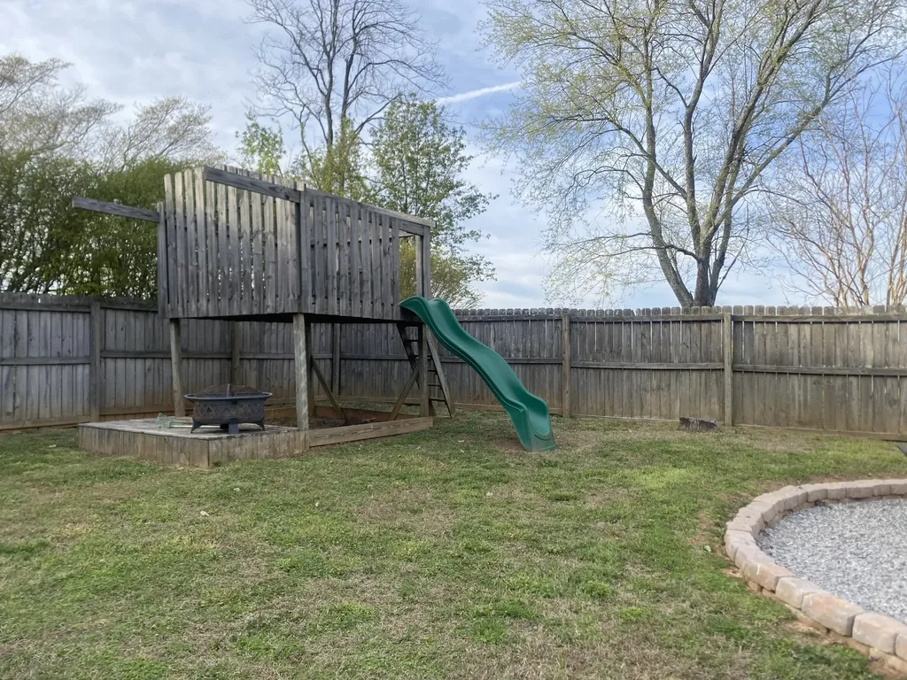 694 Mcquade Circle Mcminnville TN 37110