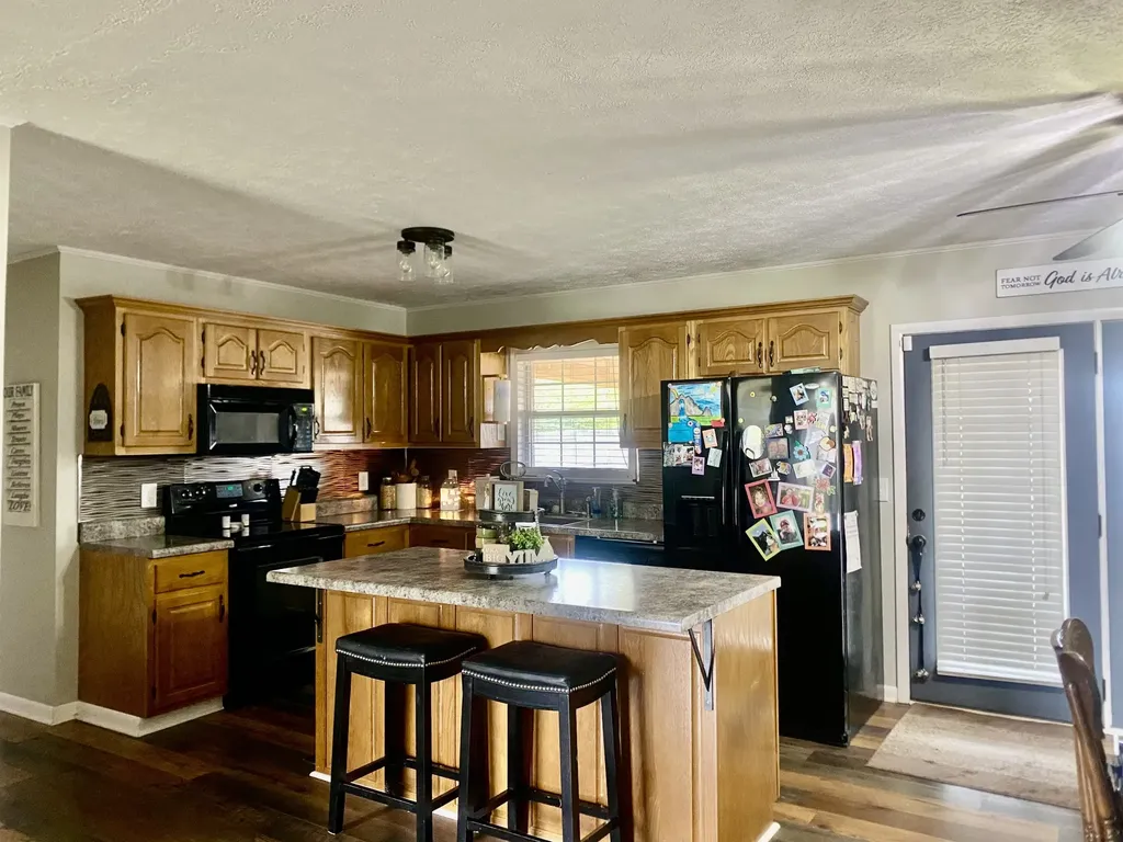 694 Mcquade Circle Mcminnville TN 37110