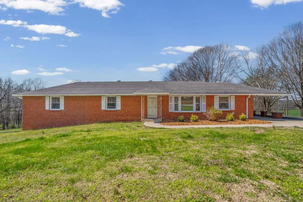 1718 Seven Mile Ferry Road Clarksville TN 37040