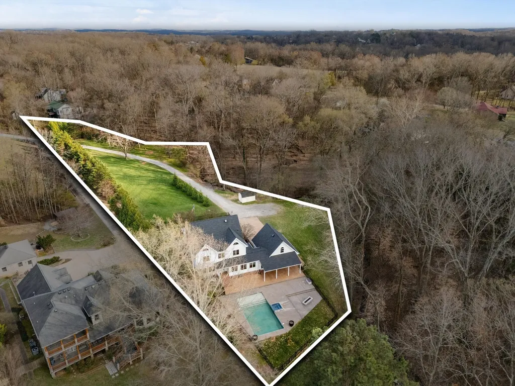 3863 Saundersville Ferry Road Mount Juliet TN 37122