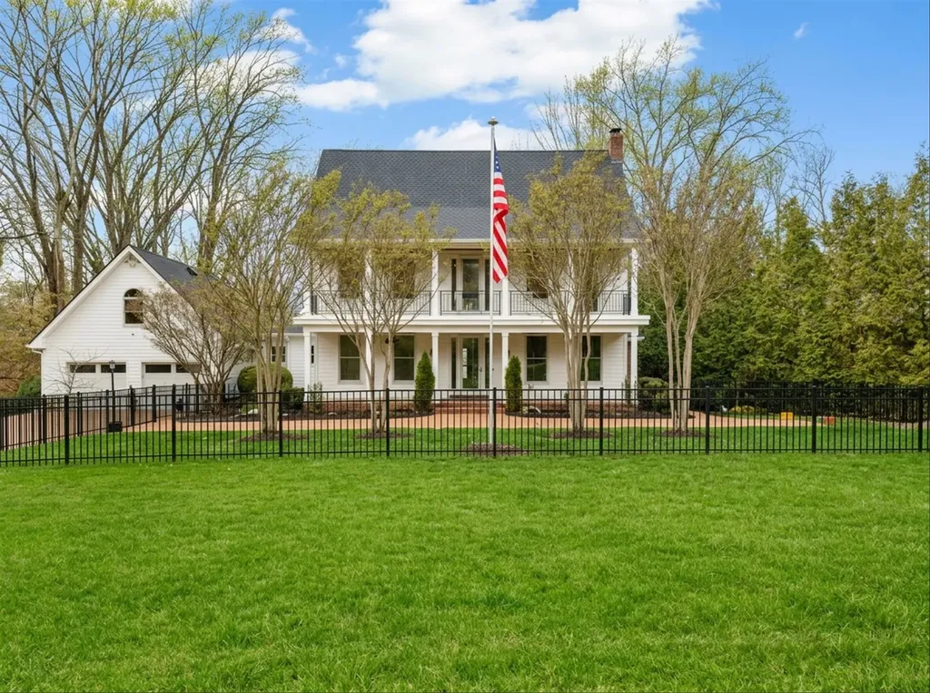 3863 Saundersville Ferry Road Mount Juliet TN 37122