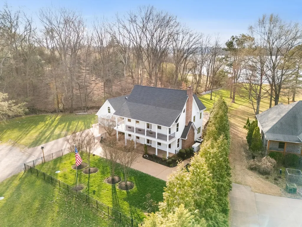 3863 Saundersville Ferry Road Mount Juliet TN 37122
