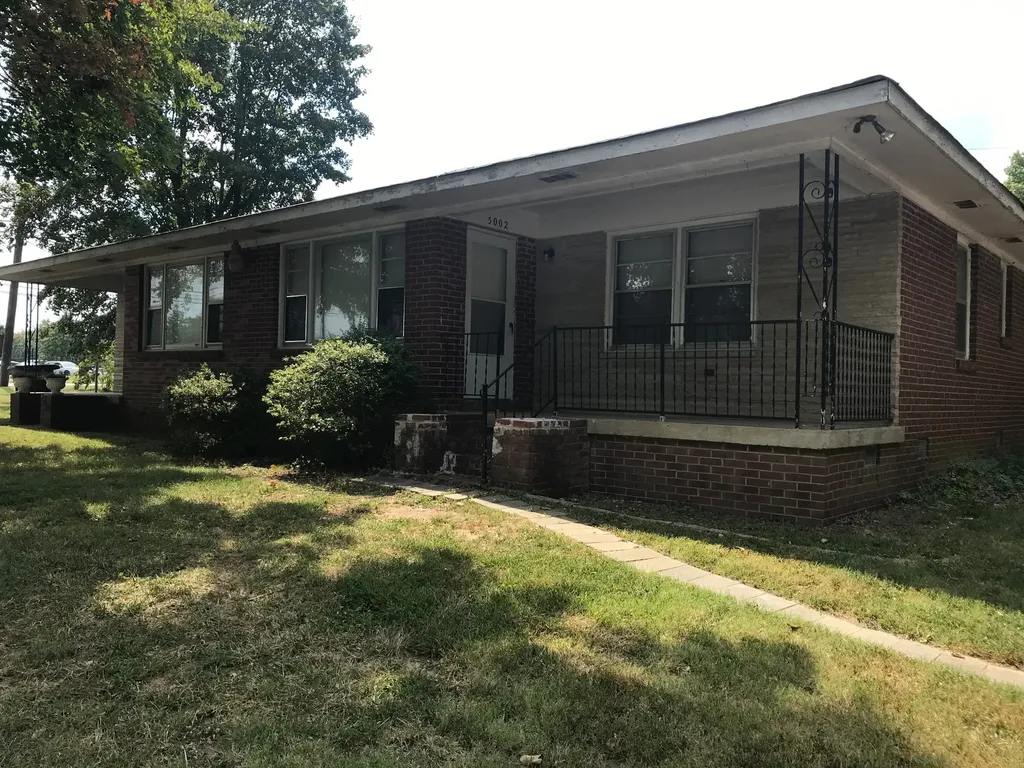 5000 Collinwood Drive Clarksville TN 37042