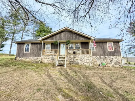 231 Austin Road Lafayette TN 37083