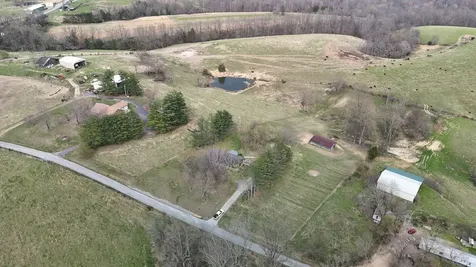 231 Austin Road Lafayette TN 37083