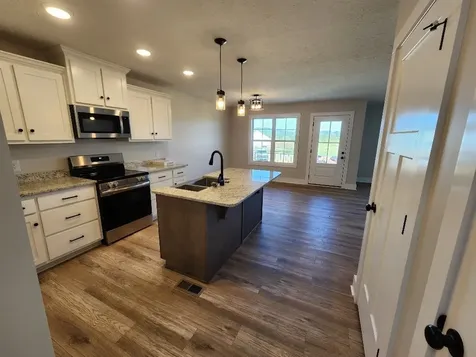 215 Scenic Lane Hartsville TN 37074