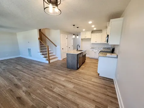 215 Scenic Lane Hartsville TN 37074