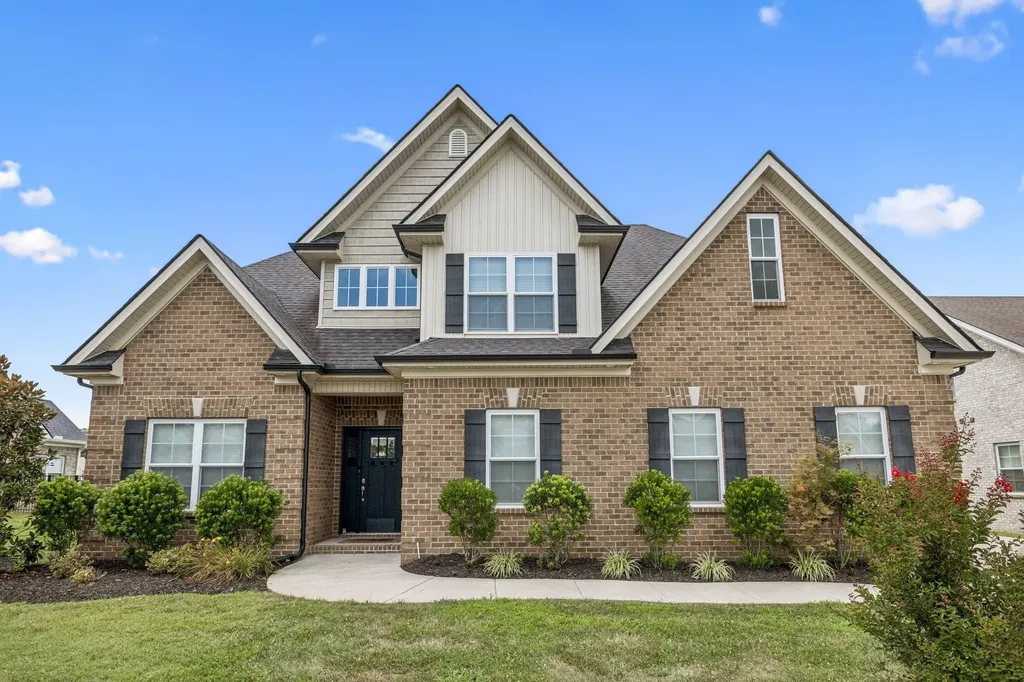 7013 Harriswood Lane Murfreesboro TN 37129