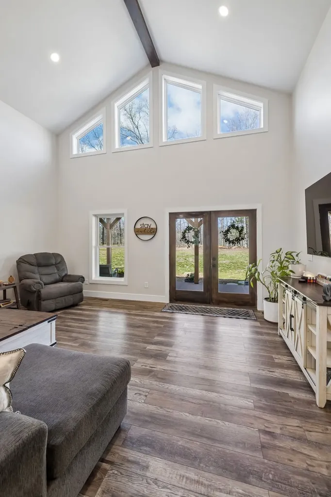 4134 Algie Sewell Road Columbia TN 38401