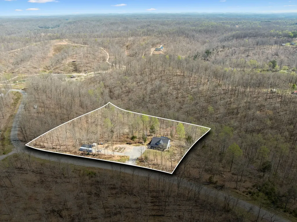 4134 Algie Sewell Road Columbia TN 38401