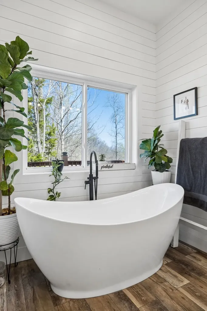 4134 Algie Sewell Road Columbia TN 38401