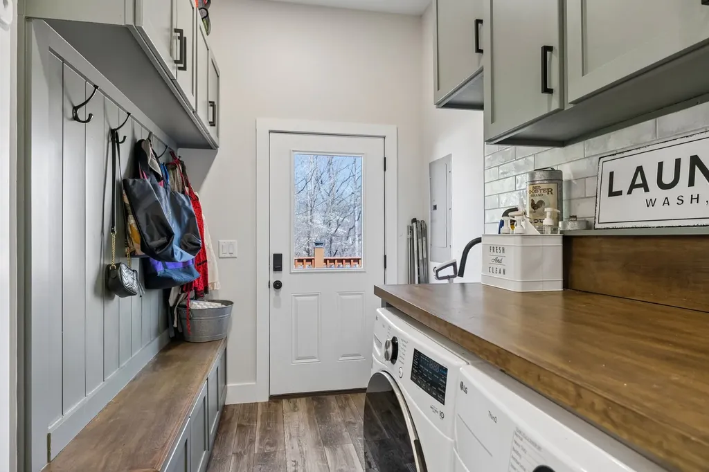 4134 Algie Sewell Road Columbia TN 38401