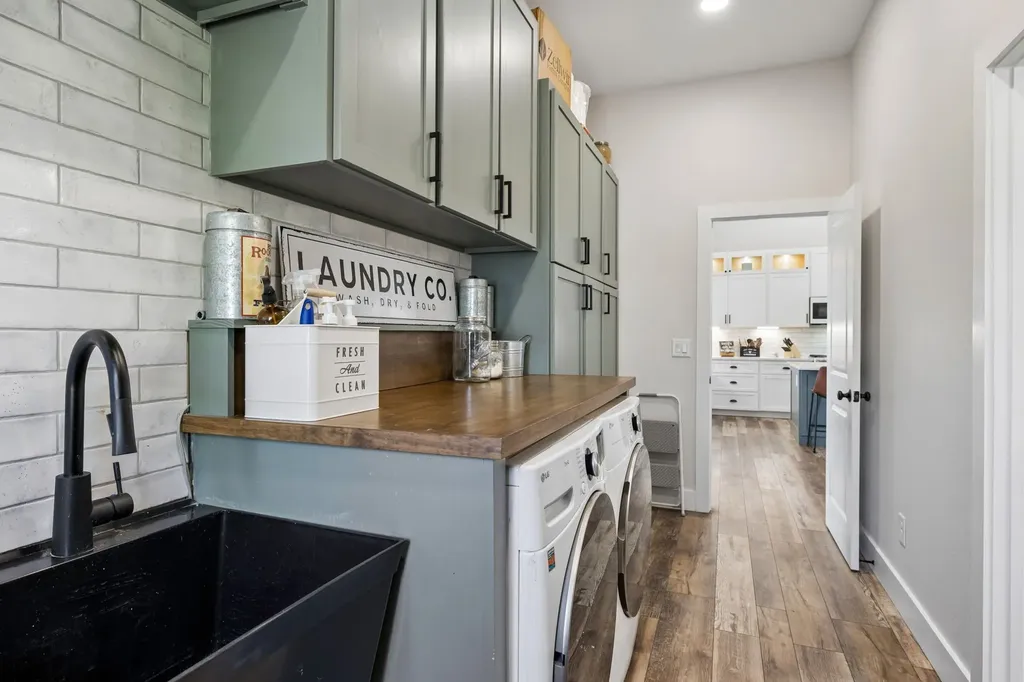 4134 Algie Sewell Road Columbia TN 38401