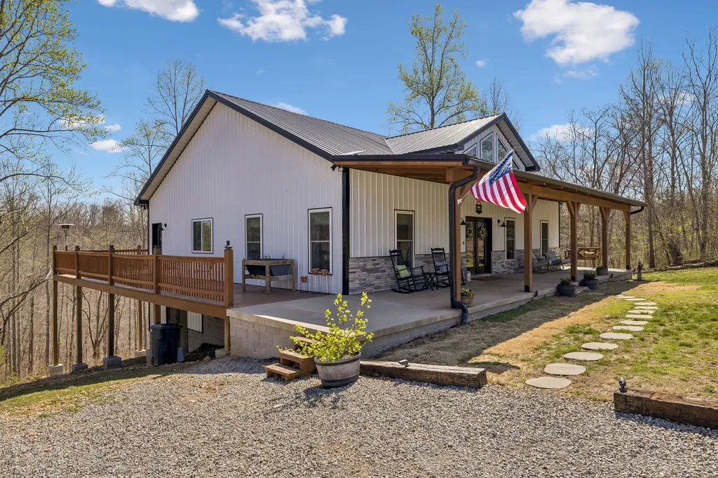 4134 Algie Sewell Road Columbia TN 38401