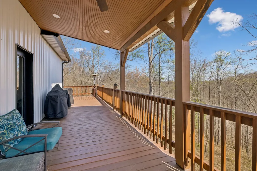 4134 Algie Sewell Road Columbia TN 38401
