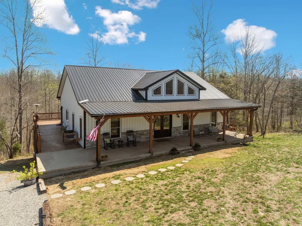 4134 Algie Sewell Road Columbia TN 38401