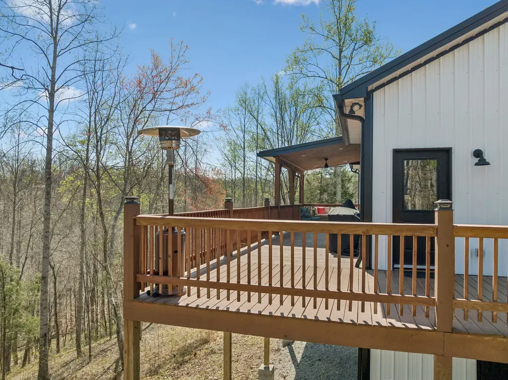 4134 Algie Sewell Road Columbia TN 38401