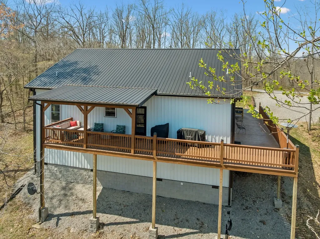 4134 Algie Sewell Road Columbia TN 38401