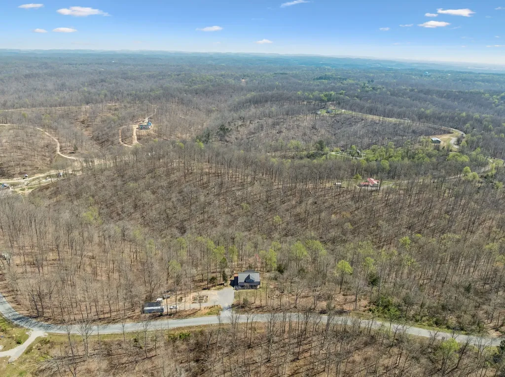 4134 Algie Sewell Road Columbia TN 38401