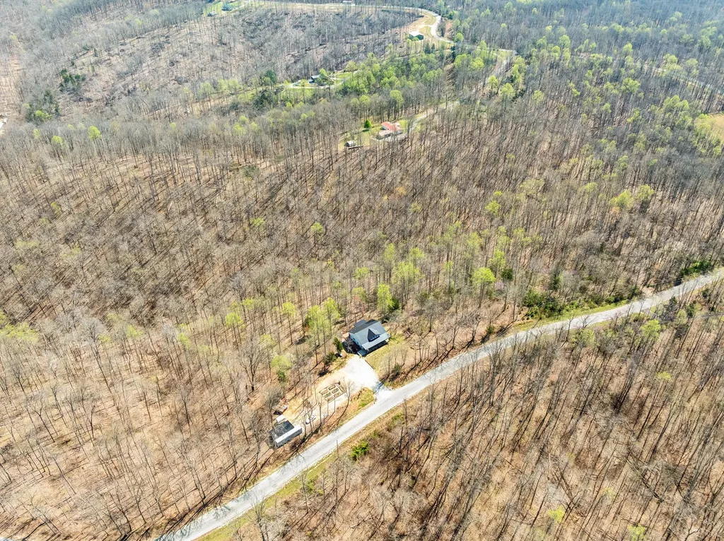 4134 Algie Sewell Road Columbia TN 38401