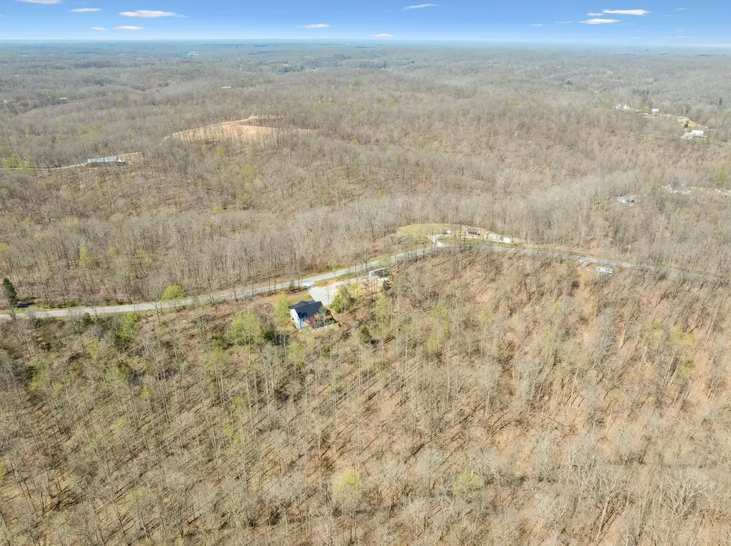 4134 Algie Sewell Road Columbia TN 38401