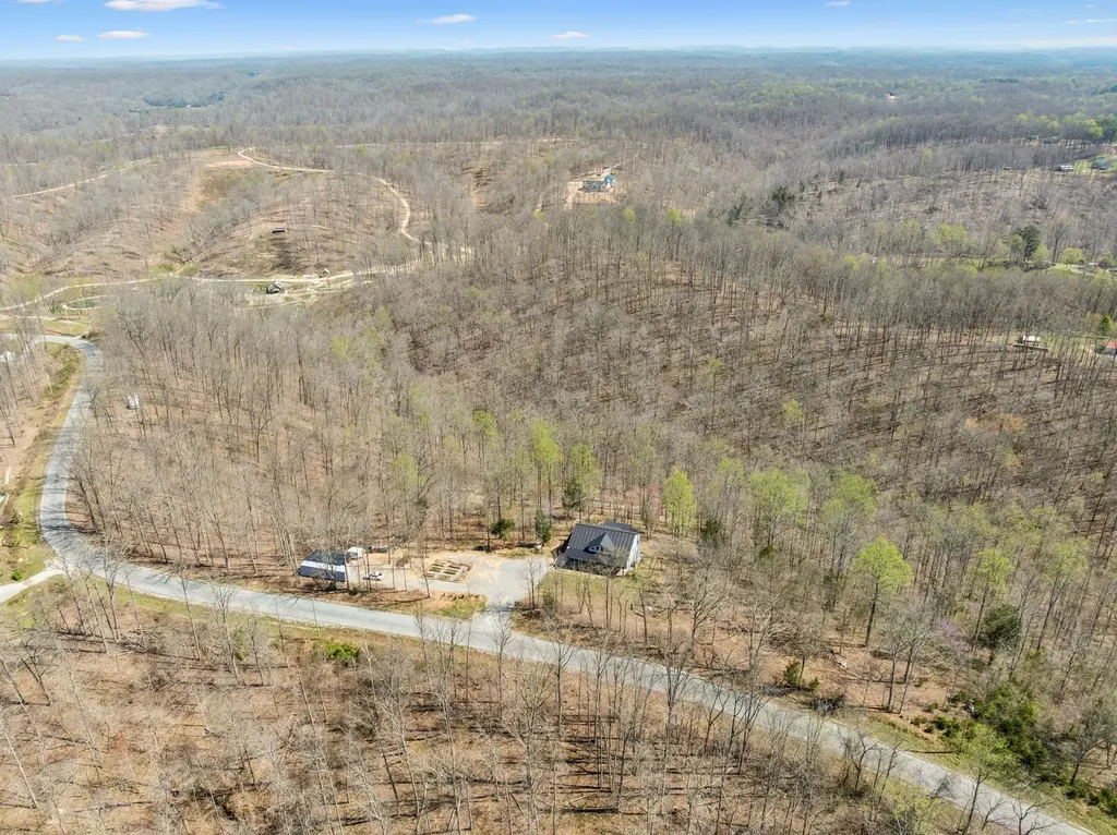 4134 Algie Sewell Road Columbia TN 38401