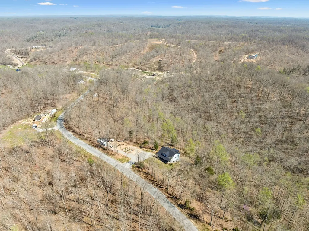 4134 Algie Sewell Road Columbia TN 38401