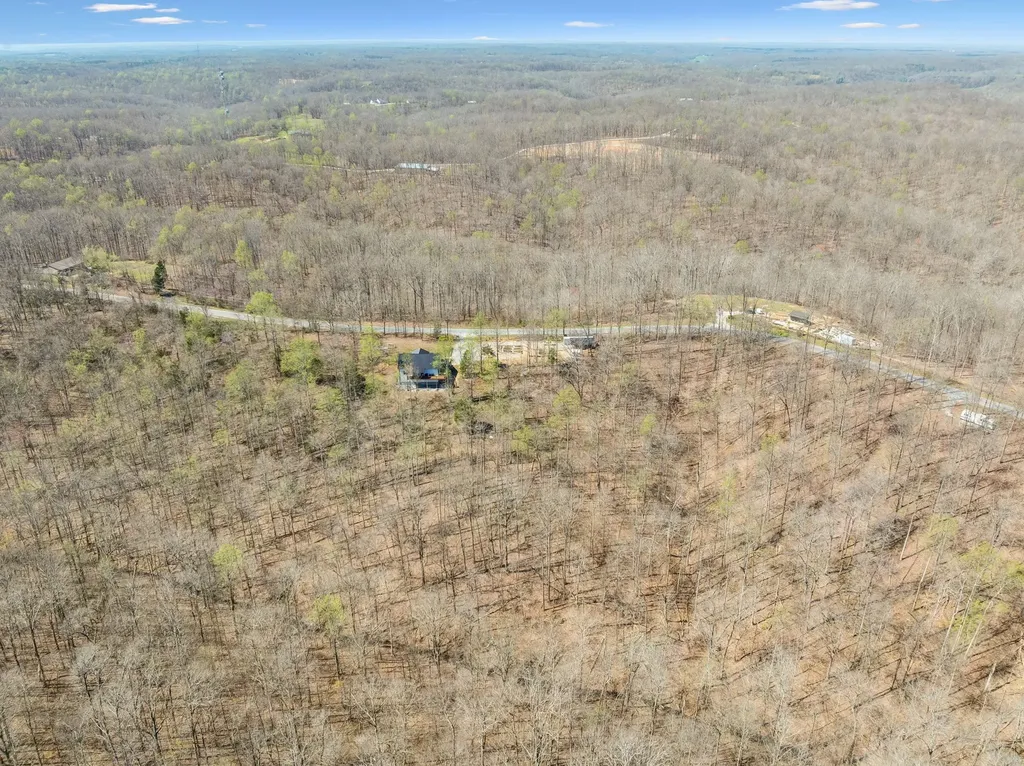 4134 Algie Sewell Road Columbia TN 38401
