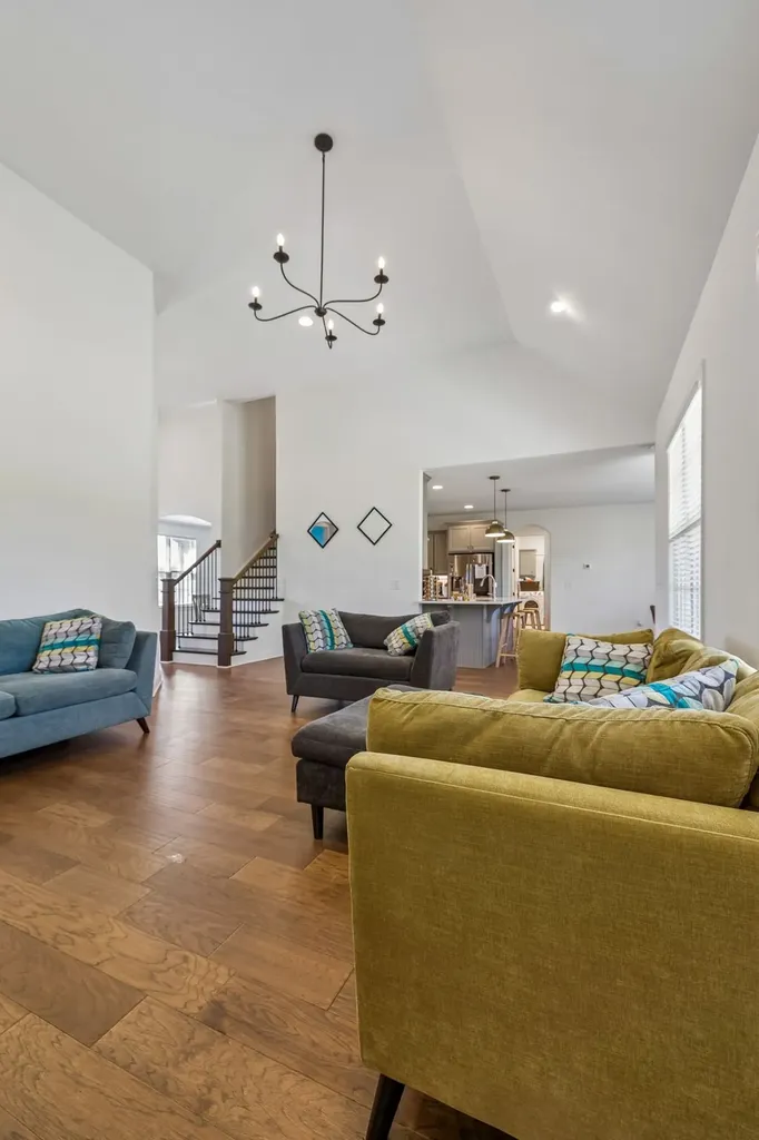 1094 Dorset Drive Hendersonville TN 37075