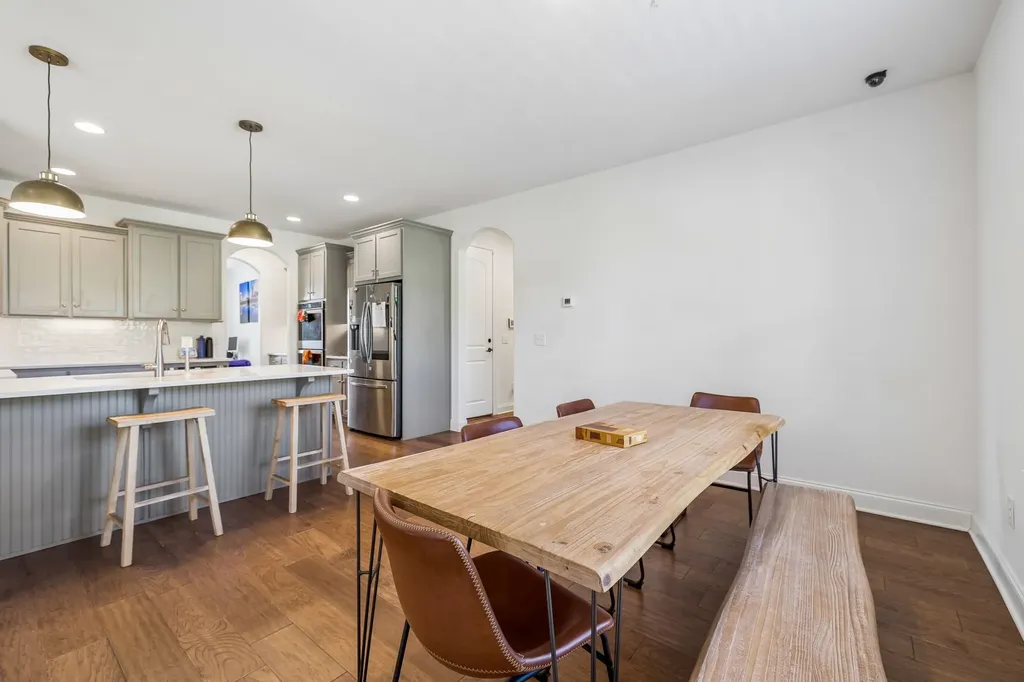 1094 Dorset Drive Hendersonville TN 37075