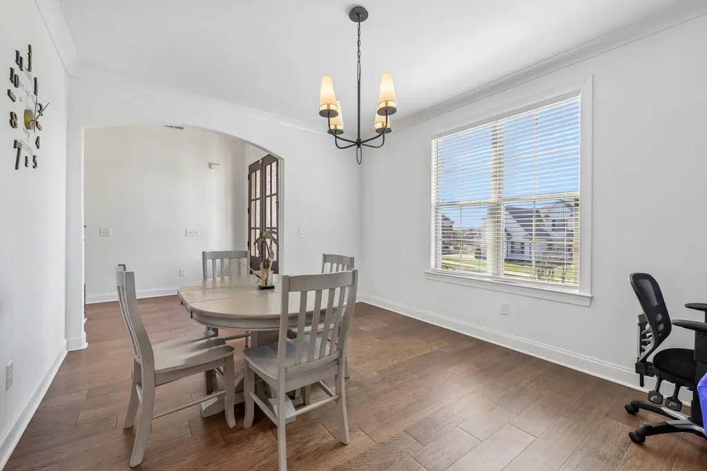 1094 Dorset Drive Hendersonville TN 37075