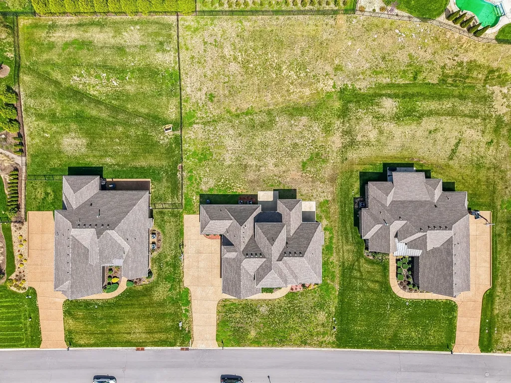 1094 Dorset Drive Hendersonville TN 37075